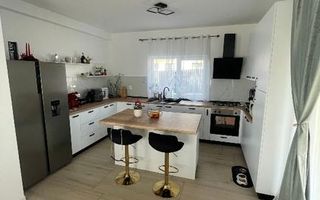 Casa Miroslava P+1 mobilata si utilata - Poză 6