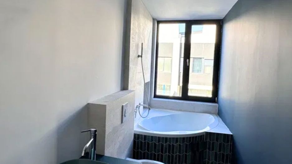 Vilă modernă tip duplex de închiriat în complex Jolie Ville Pipera - Poză 6