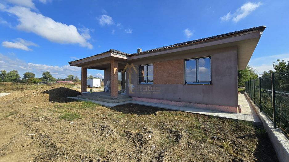 Satu Mare, Zona Auchan, Casa individuala cu tripane,  zona linistita. - Poză 3