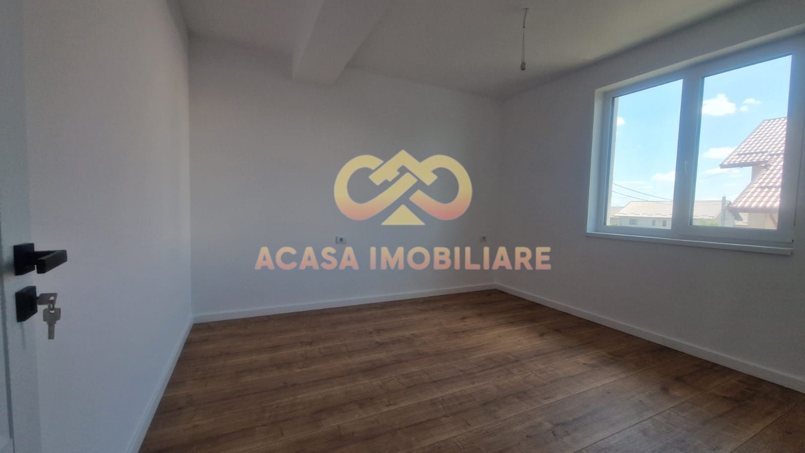 NOU APARTAMENT 4 CAMERE INTABULAT  101 MP CU GRADINA - Poză 13