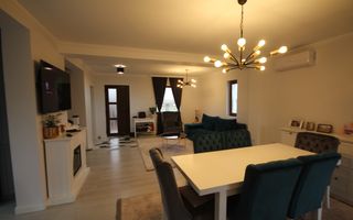 Modern si primitor - Poză 3