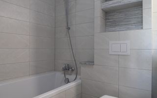 Apartament la casa, 2 camere, 2 bai, centrala proprie. - Poză 14