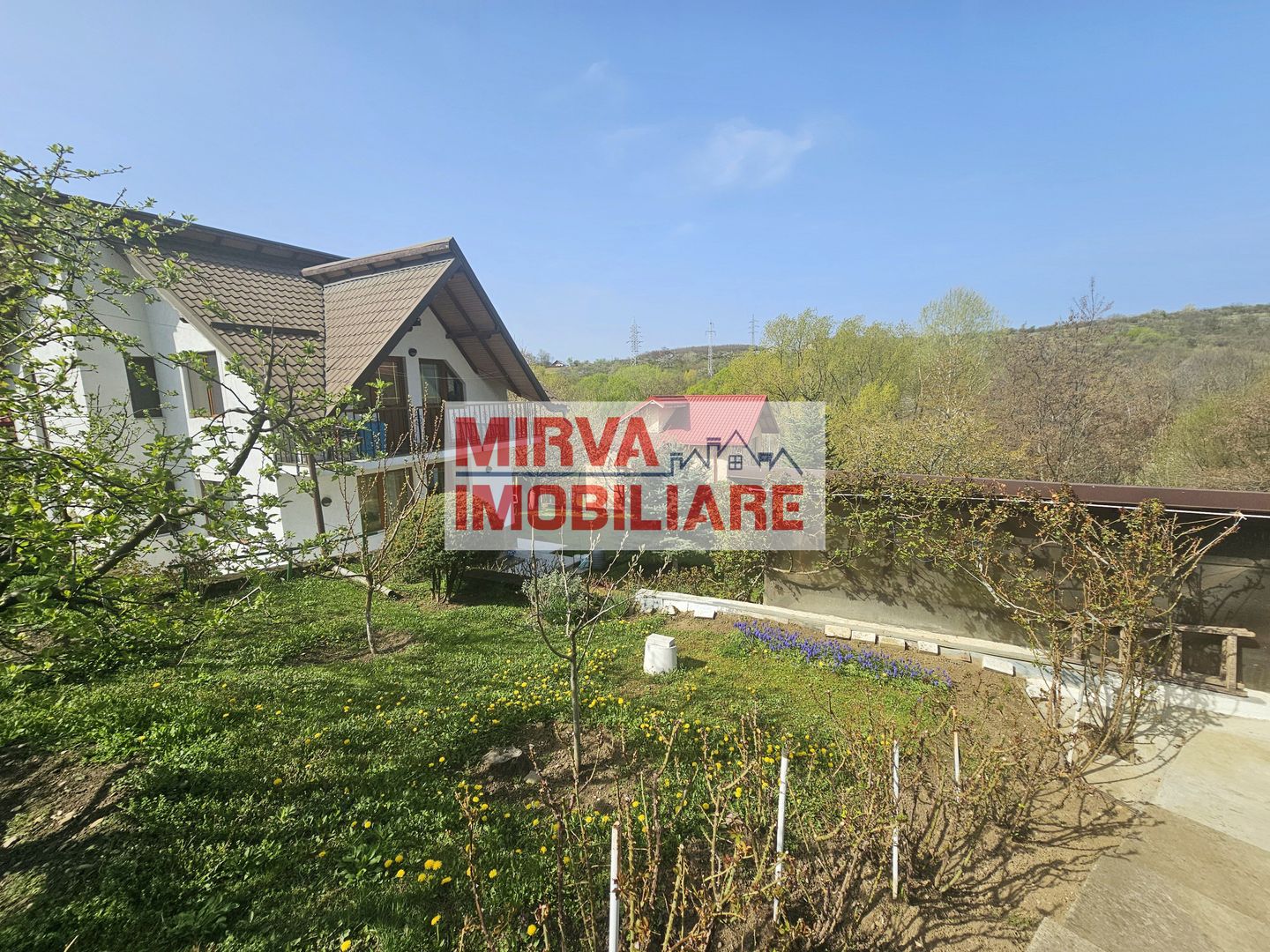 🏡 VILĂ ELEGANTĂ CU PRIVELIȘTE DEOSEBITĂ – VALENII DE MUNTE - Poză 8