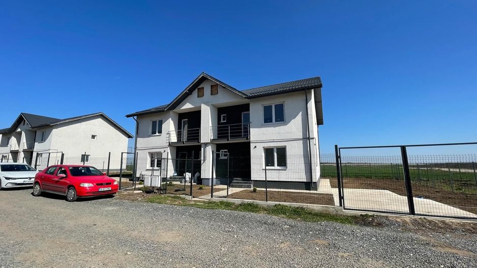 CASA TIP DUPLEX 4 CAMERE , TOATE UTILITATILE, FINALIZATA, COMISION 0% - Poză 1