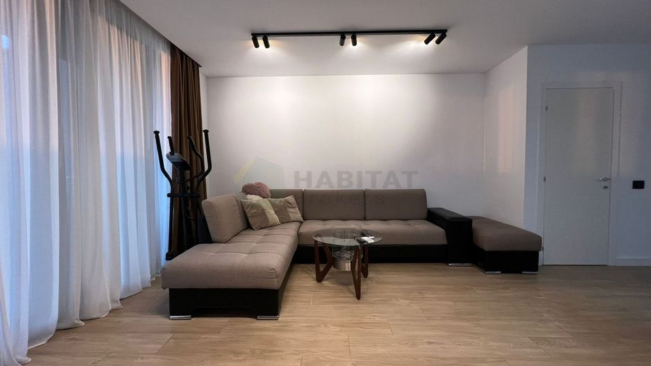 The Class Villas 1 – Vilă modernă de închiriat în Tunari - Poză 2