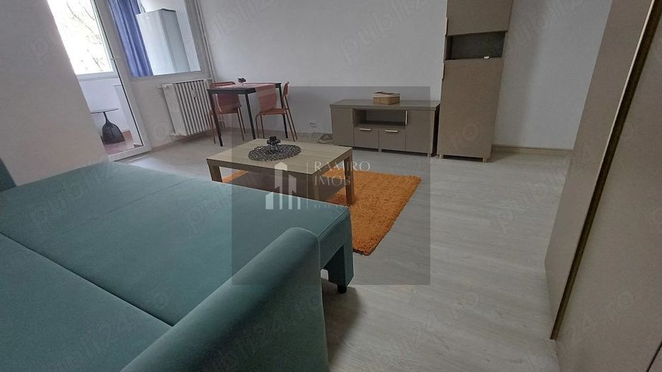 Garsoniera Etaj 3 - Metrou Aparatorii Patriei la 10 Minute - Poză 3