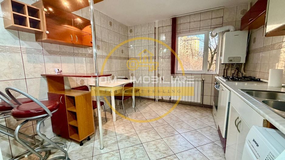 Apartament cu 3 camere / 75mp / in zona Podu Ros- 1001 Articole - Poză 6