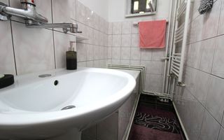 2 camere cu centrala proprie vizavi de Centrul Medical Alfamed - Poză 13