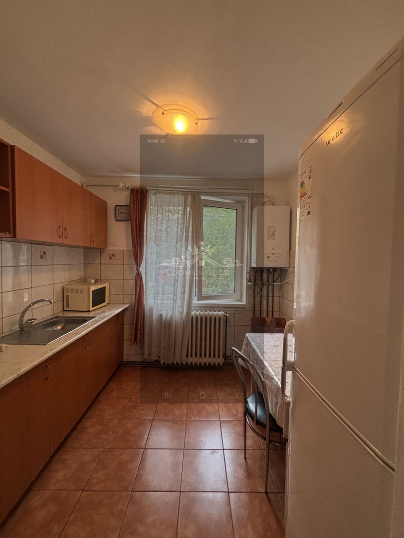 Apartament semidecomandat cu dormitor și living | Grigorescu – Strada - Poză 4