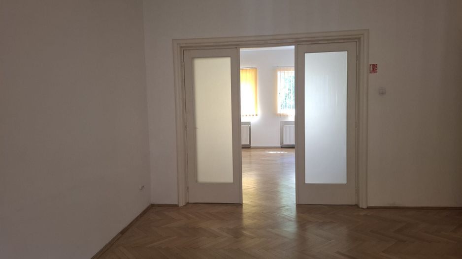 URGENT!, PARTER,FARA MENTENANTA, CONTORIZAT,SINGUR PE ETAJ, NEGOCIABIL - Poză 1