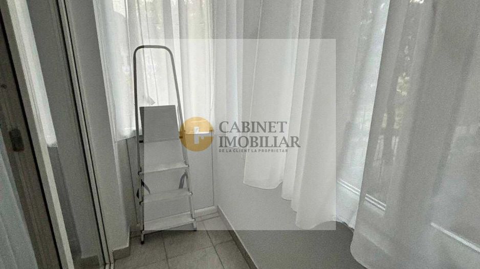 Piata Unirii I 2 camere I Etaj 1 I Balcon - Poză 4