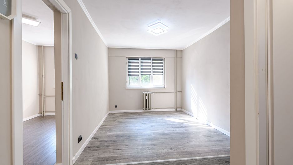 Apartament 3 camere renovat - zona Banu Mărăcine - Poză 3