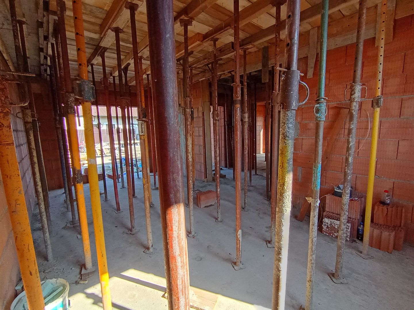 Sanandrei Casa Individuala Pe Parter, 3 Cam, Drum Asfaltat. Toate Utilitatiile - Poză 5