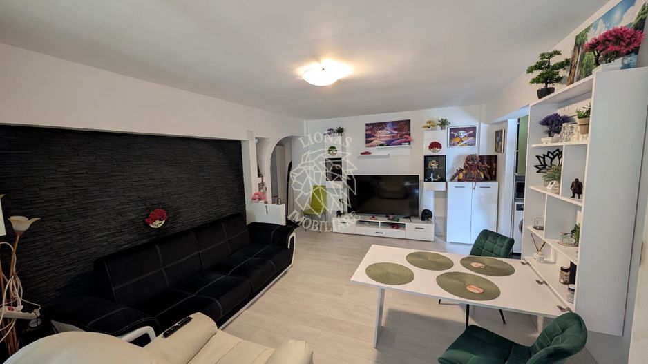 Apartament 3 camere-balcon-parcare-Zona Libertatii - Poză 1
