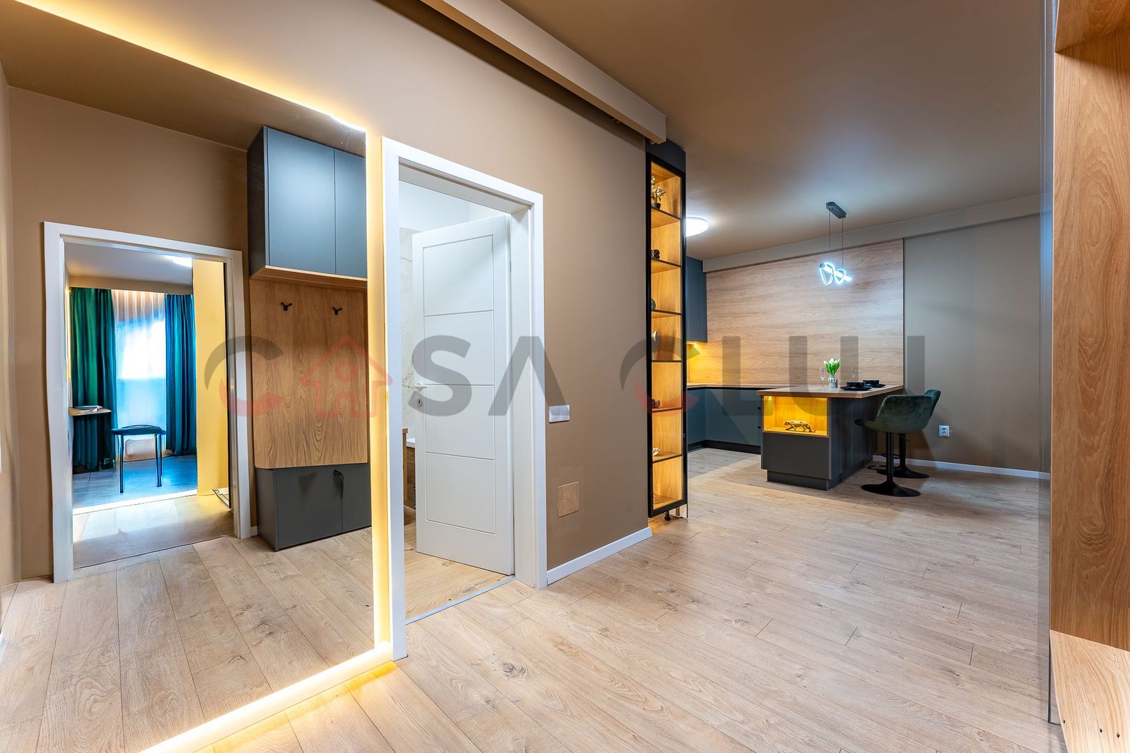 2 camere, suprafata generoasa,ready to move in - Poză 11