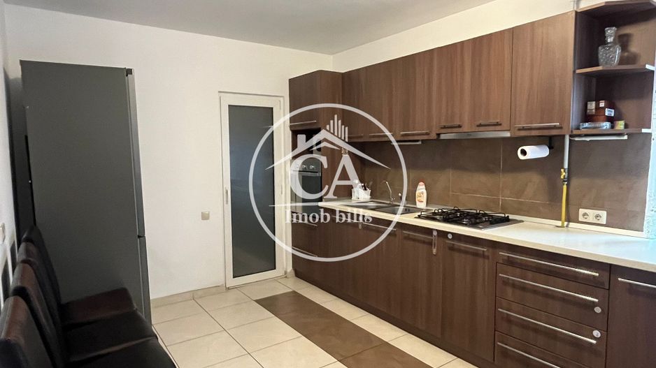 Apartament de închiriat cu 3 camere în zona Calea Aradului, Oradea - Poză 7