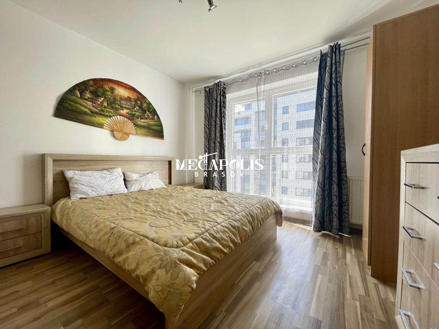 Apartament 2 camere | Decomandat | Vedere montană - Poză 1