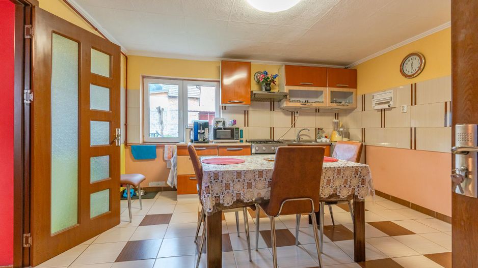 Casa in Sacele dispusa pe un singur nivel - Poză 7