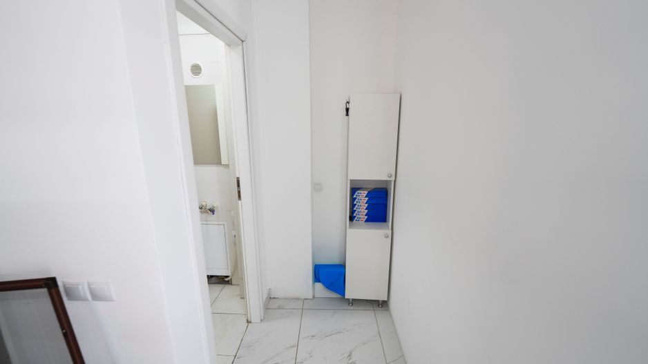Spatiu comercial de vanzare - Amaradia - Poză 6