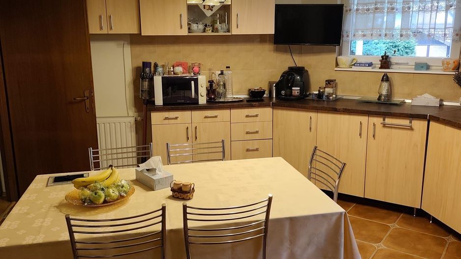 CASA FAMILIALA ZONA LIVEZENI ( cartierul Orizontului ) - Poză 5