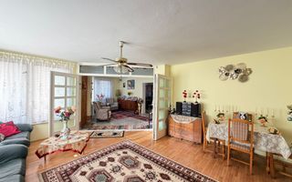 Casa cu piscina de vanzare, cu 6 ari de teren, Unguras - Poză 7