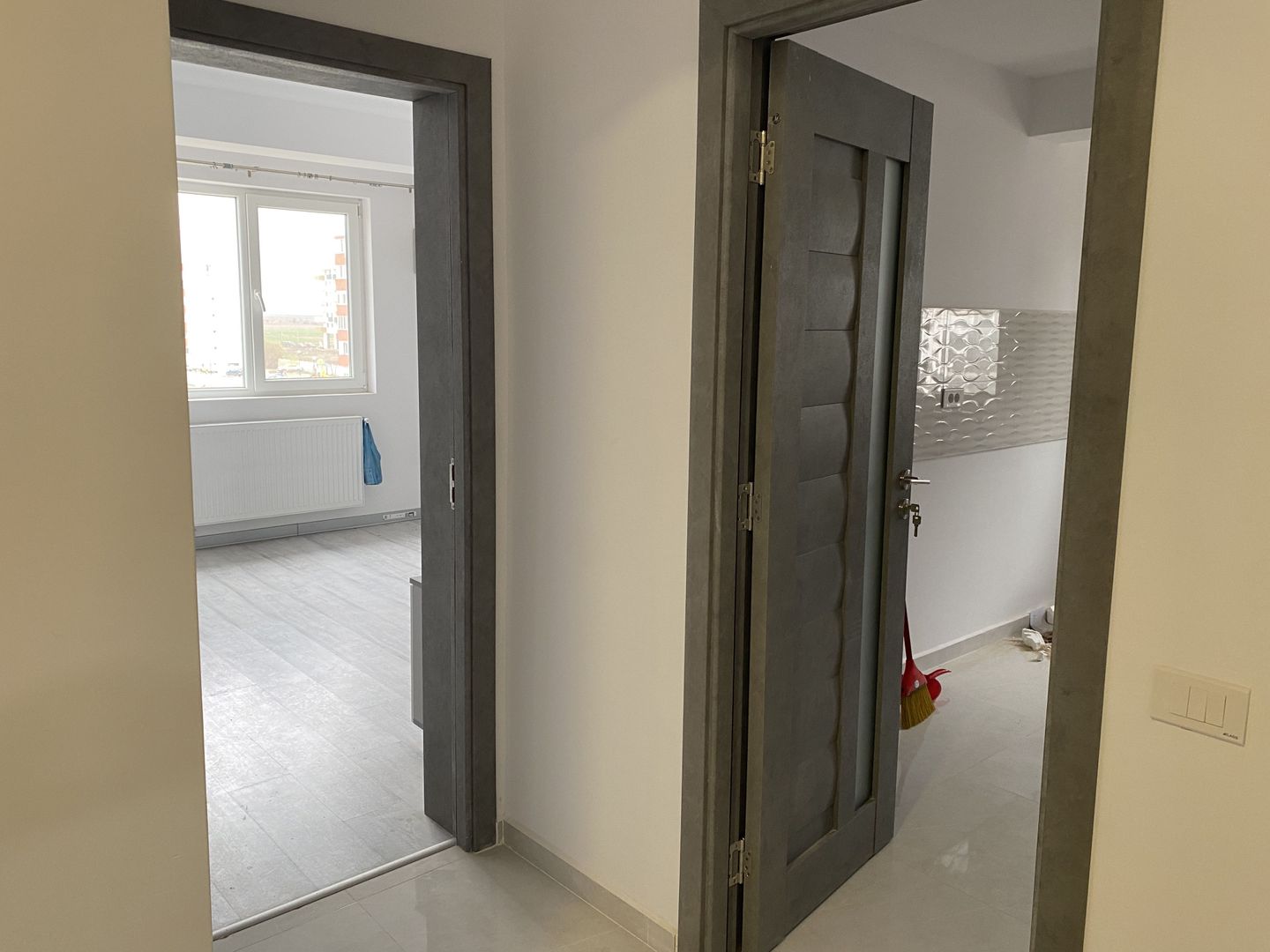 3cam/mob-util complet,totul nou+parcare/15min metrou D. Leonida - Poză 3