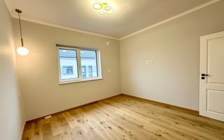 Case insiruite cu 4 si 5 camere | Sacalaz - Poză 6