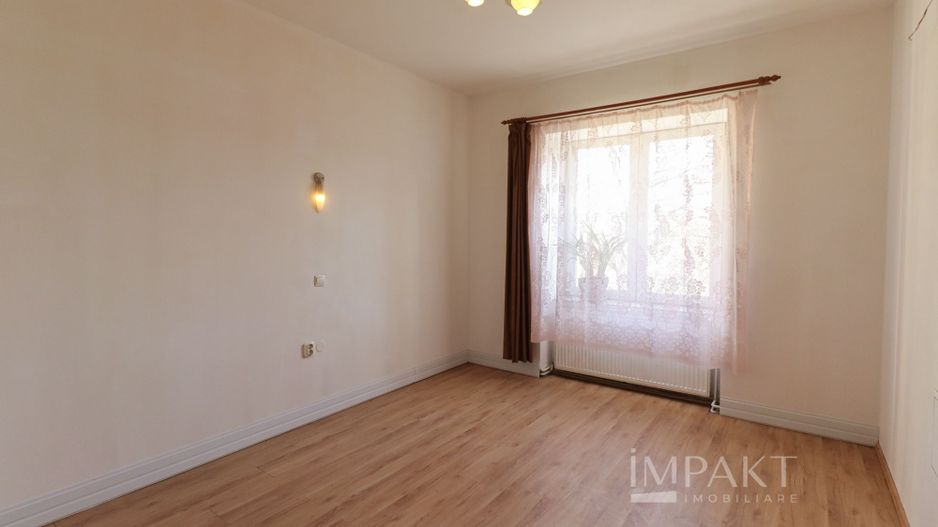 Apartament cu 3 camere si cota parte de gradina, zona strazii Horea! - Poză 2