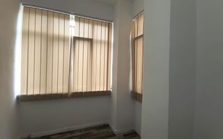 Apartament 3 camere, Obcini, parter, ideal birouri/cabinete - Poză 11