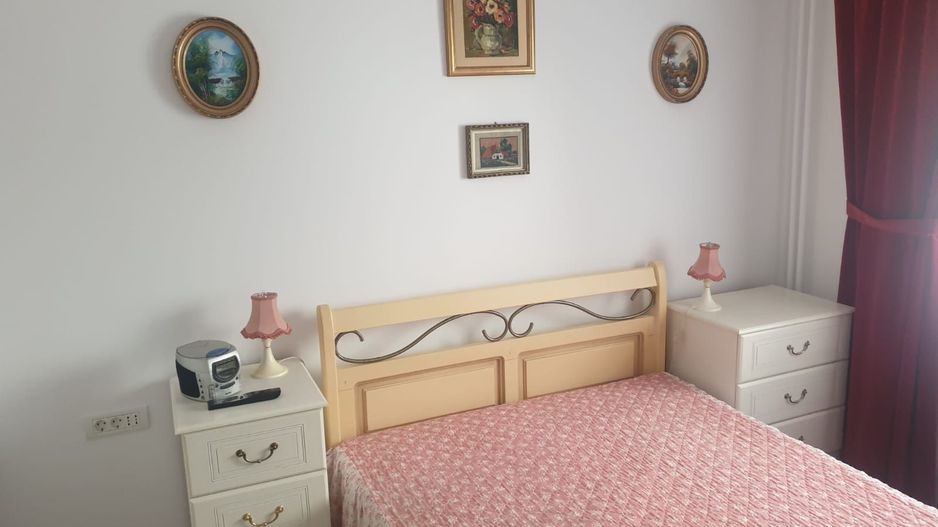 De vanzare apartament, spatios, mobilat | 4 camere | Mall Vitan - Poză 7