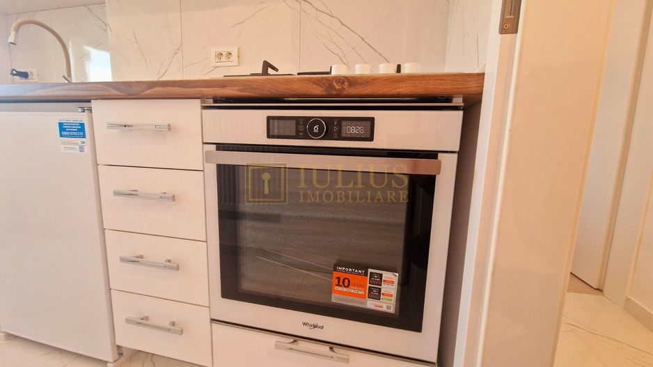 Str. Sorin Titel; semidecomandat în zona centrală; ideal investitie/inchiriere. - Poză 6