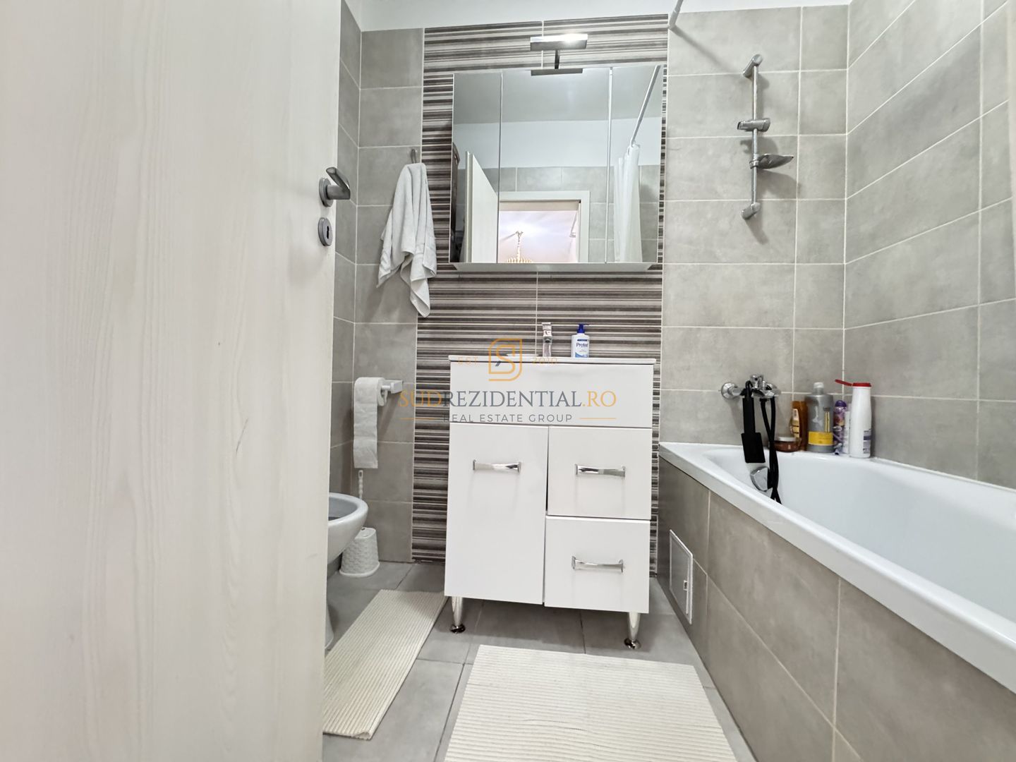 Ap 2 camere decomandat, mobilat si utilat premium, Confort Urban - Poză 8