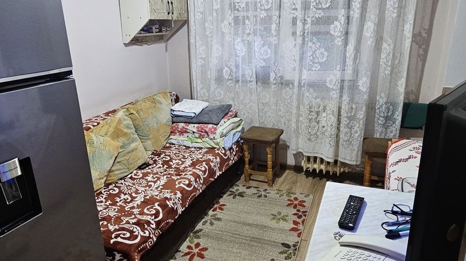 Apartament 3 camere - zona Valea Roșie - Poză 6