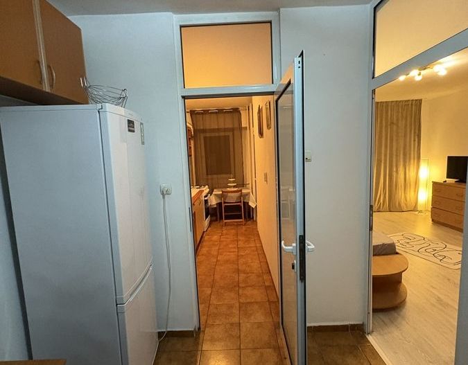 Garsoniera spatioasa in zona Piata Muncii - Campia Libertatii - Poză 4