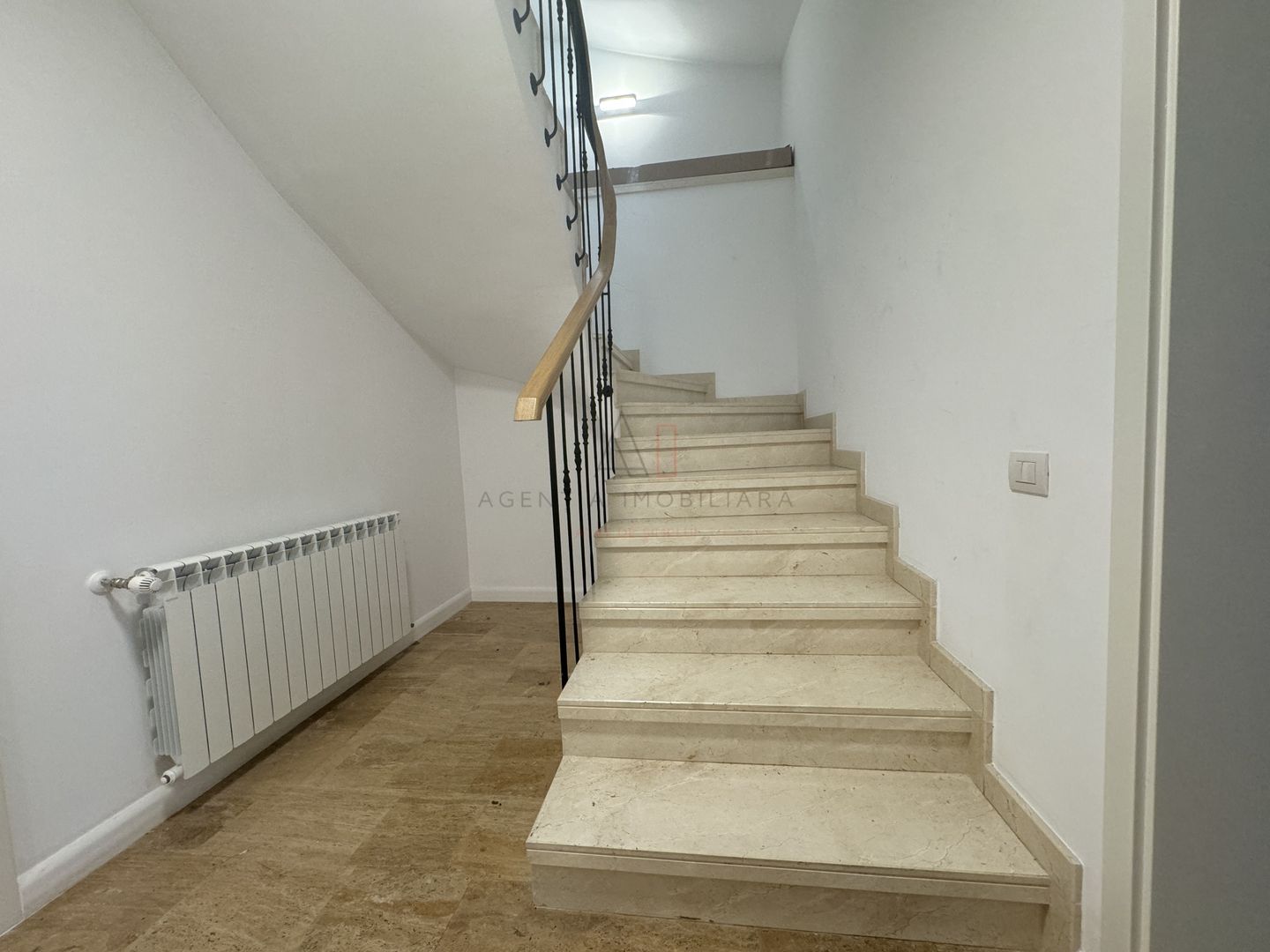 Vila modernă de închiriat în Primăverii – Metrou Aviatorilor - Poză 12