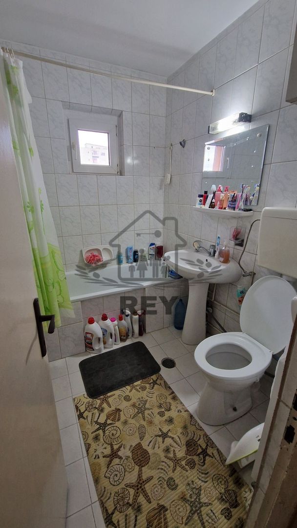 Apartament 3 camere de vânzare zona Vasile Aaron-Semaforului-Milea - Poză 5