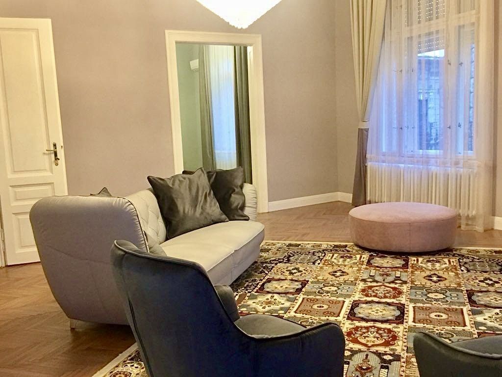Apartament de 190 mp cu 3 camere de LUX pe Metianu Comision 0 - Poză 1