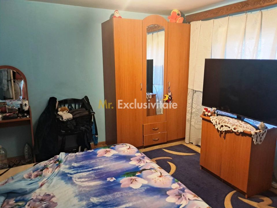 Casă și teren Polovragi - Poză 6