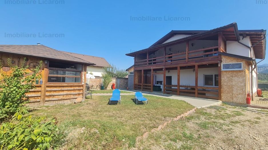 Proprietate in Cristian cu trei constructii+o fundatie,450000euro - Poză 2