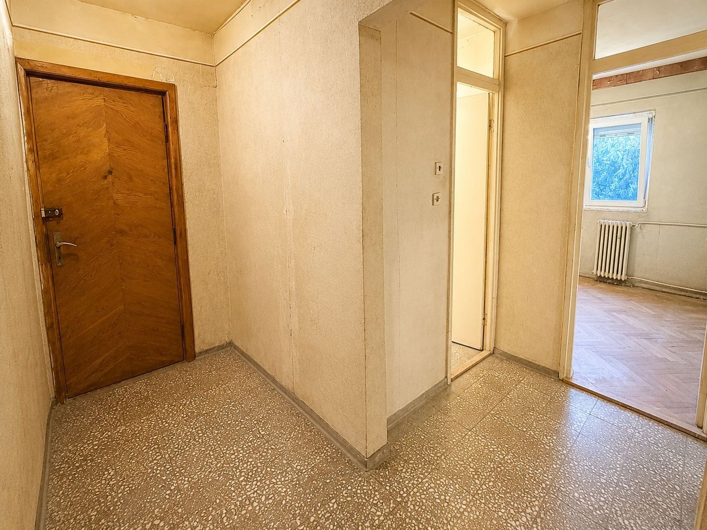COMISION 0%  Apartament 3 Camere | Etaj 1 Decomandat Dambovita Izolat - Poză 9