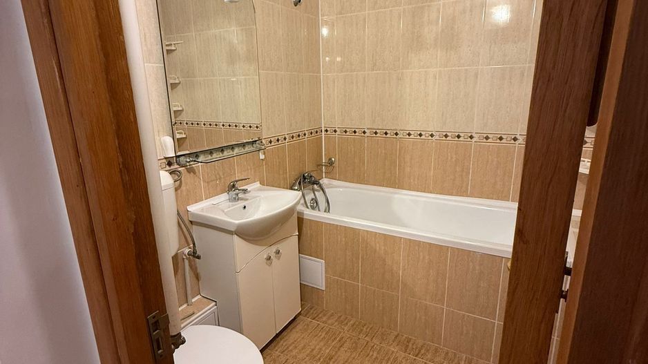 AP. 3 CAMERE APARATORII PATRIEI, CENTRALA, LOC PARCARE, METROU 11 MIN - Poză 10