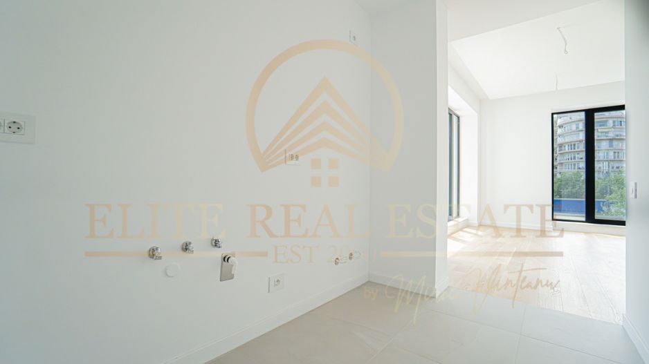 Stațiunea Mamaia - Vânzare apartament cu 2 camere, 2 bai si terasa de 47 mp. - Poză 9