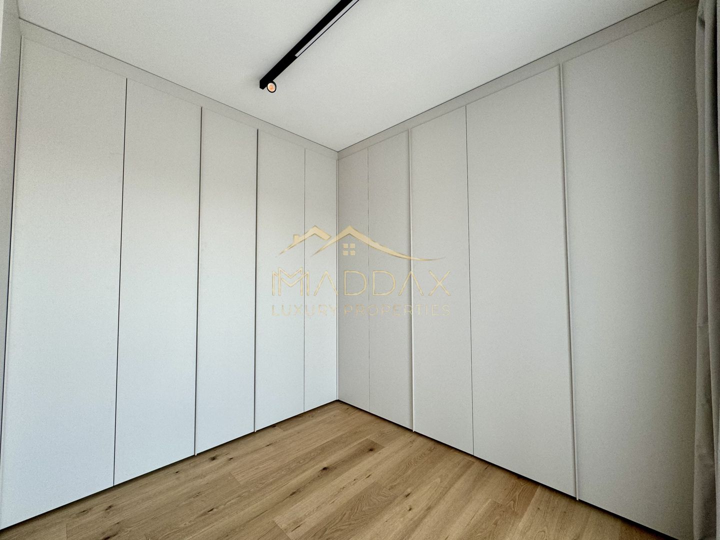 Vila cu 5 camere  *366mp* / Curte privată + piscina*315mp*/ Pipera - Lake View - Poză 30