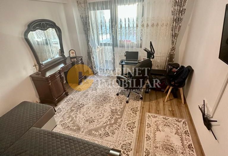 Etaj 1 Apartament Decomandat Bloc 2019 - Poză 3