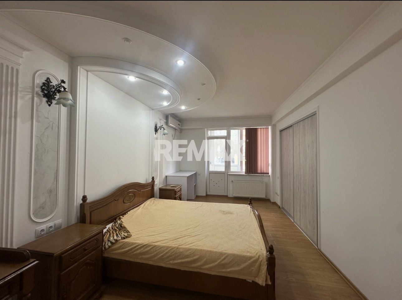 Apartament cu 2 odăi +living ultra centru, Mun. Chișinău - Poză 12