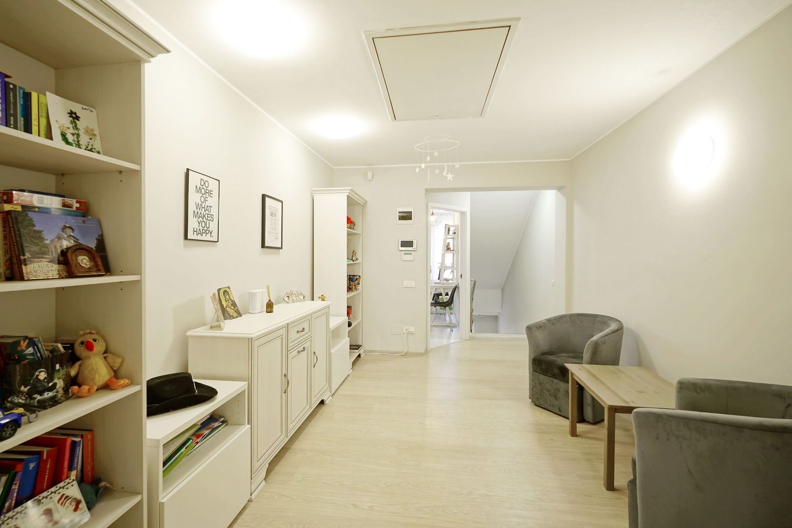 Ideal gradinita P+2, 8 cam, 6 dormt 6 bai, 3 garaje teren 650 mp, - Poză 26