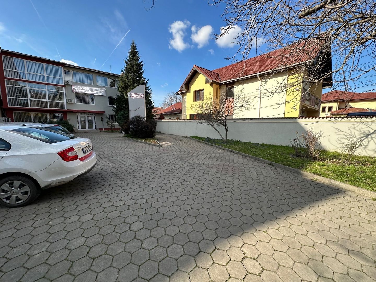 Pretabil grădiniță , clinica zona Lipovei - Poză 1