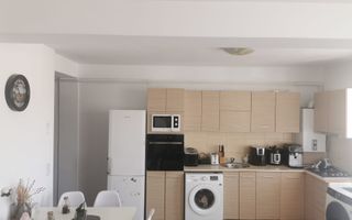 Apartament de vanzare 3 camere , zona de Sud et 4 - Poză 3