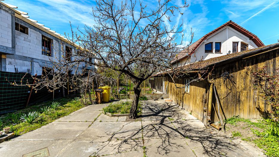 Casă veche cu teren generos într-o locație deosebită - oportunitate - Poză 9