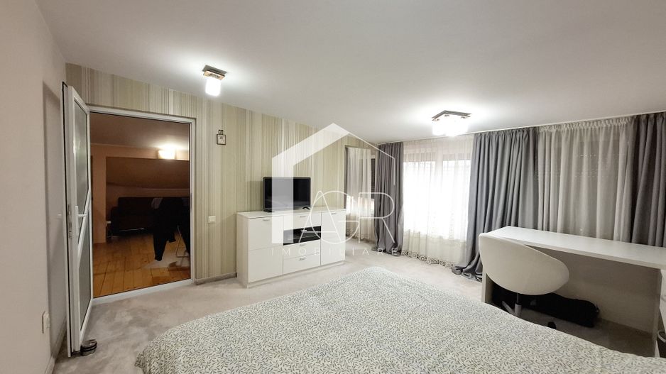 Casa P+M, cu 5 camere, zona Central - Poză 18